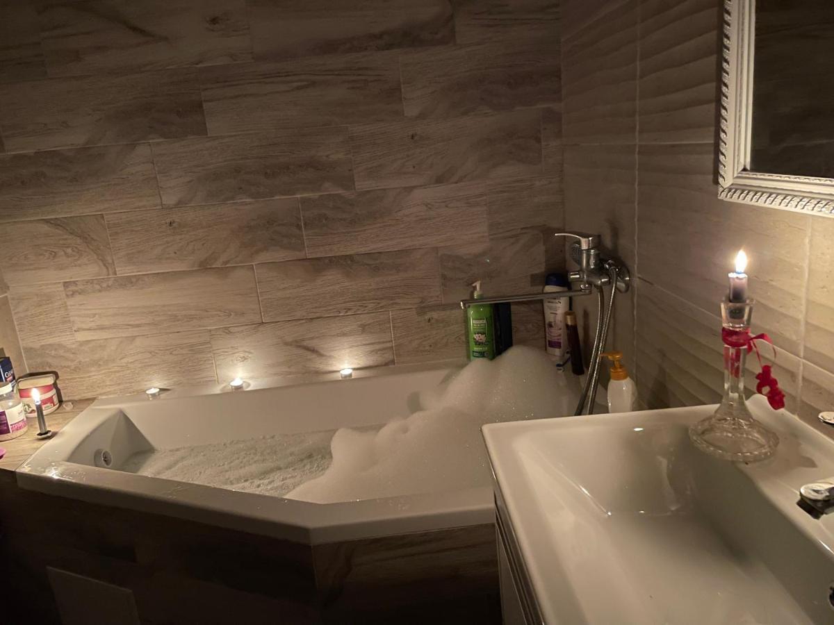 Apartament Svetlana Chişinau Exteriör bild